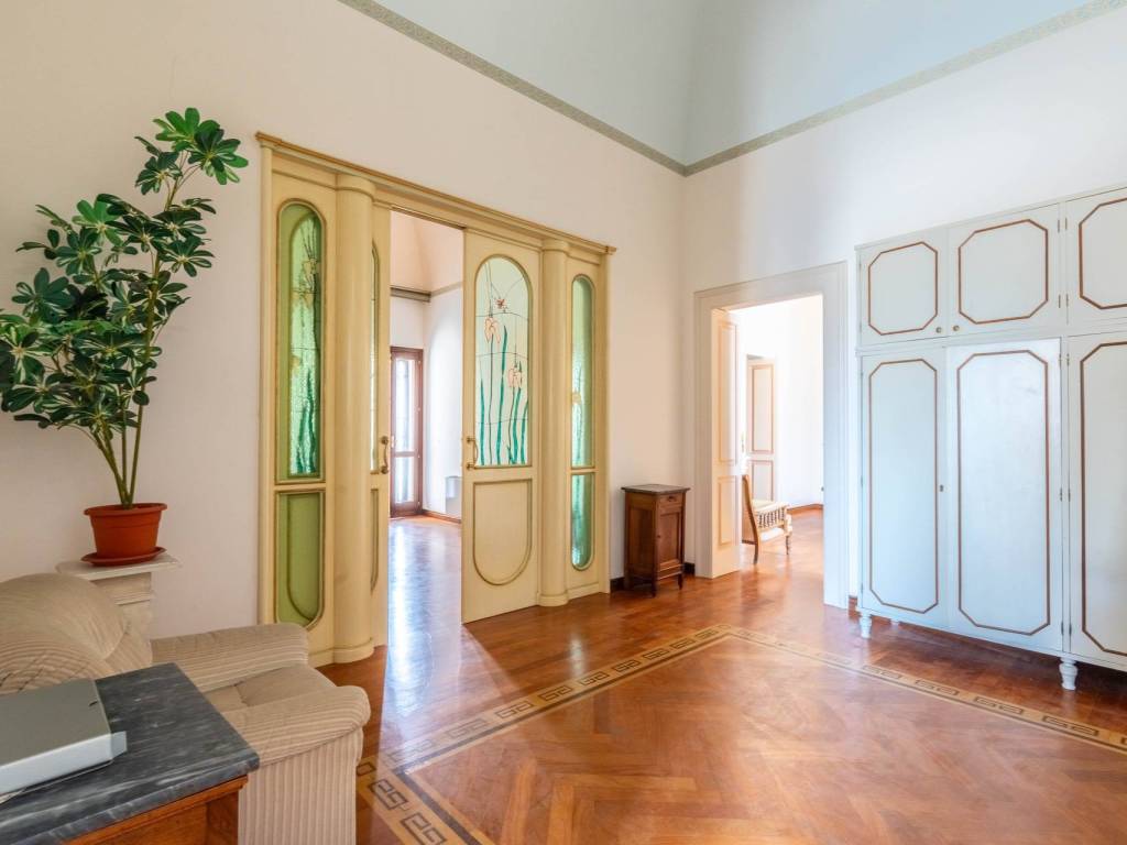 intera palazzina in vendita a Martano