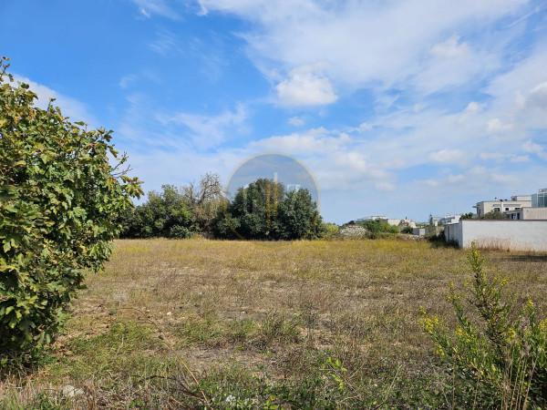 negozio in vendita a Martano