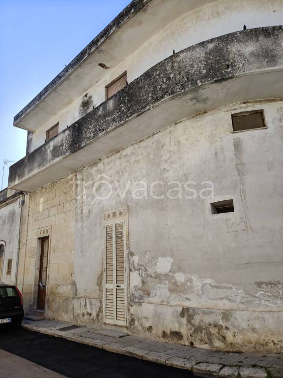 casa indipendente in vendita a Martano