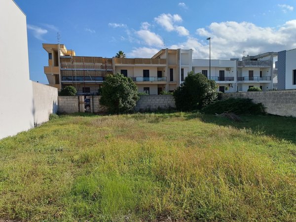 terreno edificabile in vendita a Martano