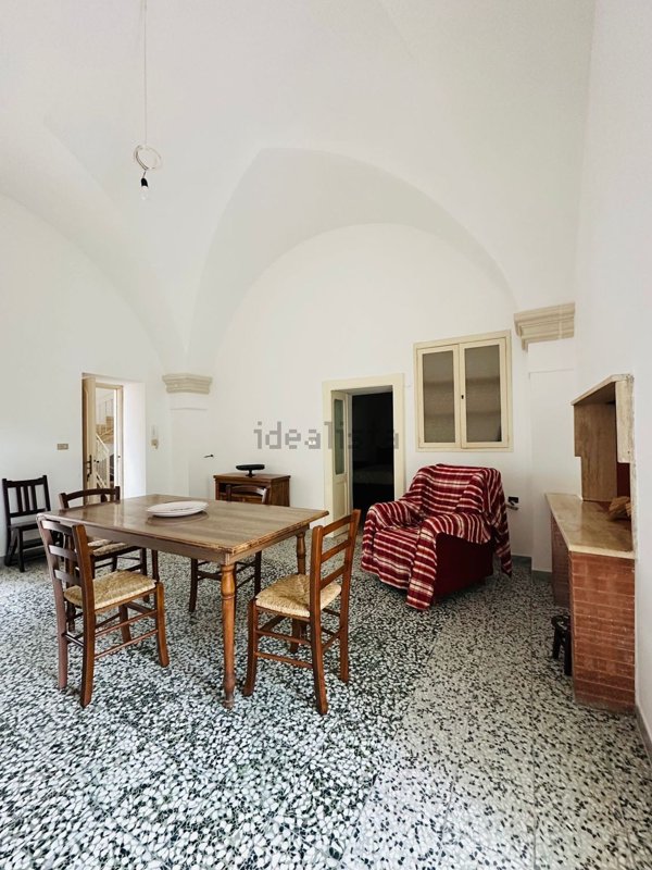 casa indipendente in vendita a Martano