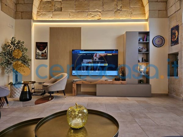 casa indipendente in vendita a Martano