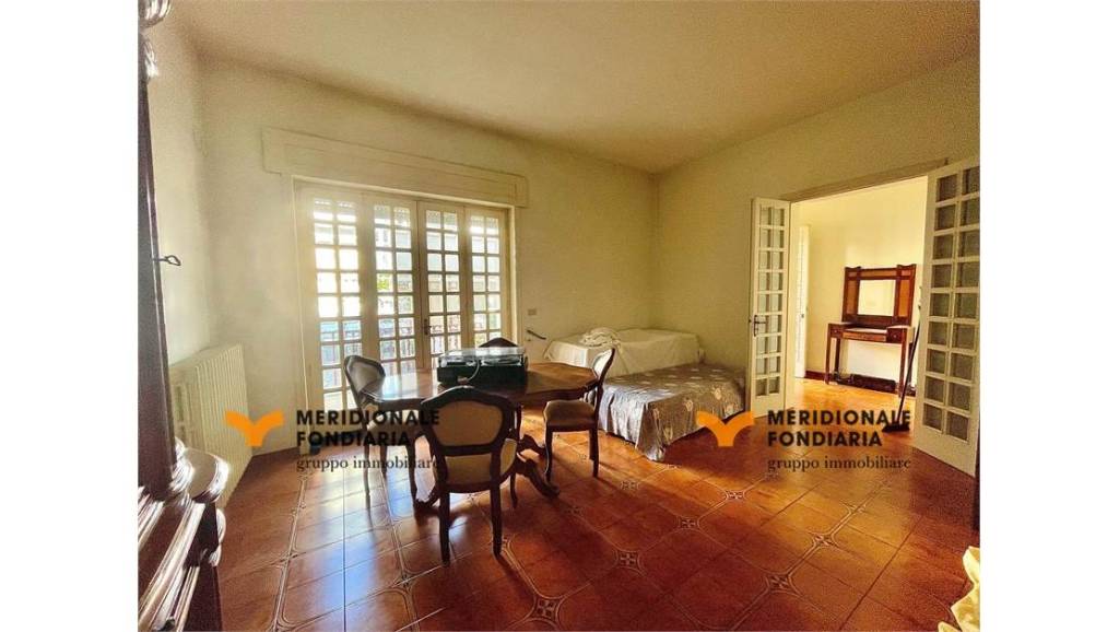 casa indipendente in vendita a Martano