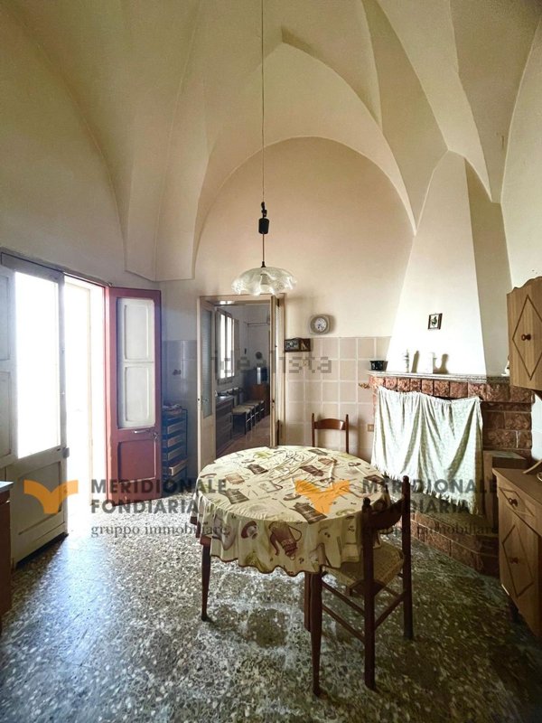 casa indipendente in vendita a Martano