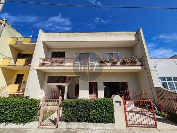 casa indipendente in vendita a Martano