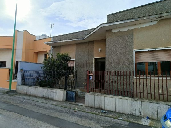 casa indipendente in vendita a Martignano