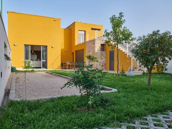 casa indipendente in vendita a Martignano