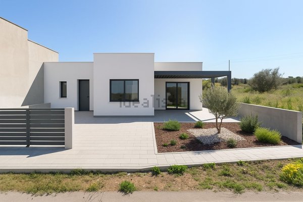 casa indipendente in vendita a Martignano