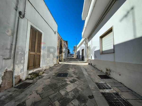 casa indipendente in vendita a Martignano