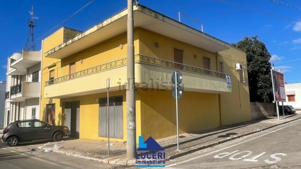 casa indipendente in vendita a Matino