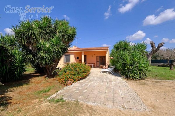 casa indipendente in vendita a Matino