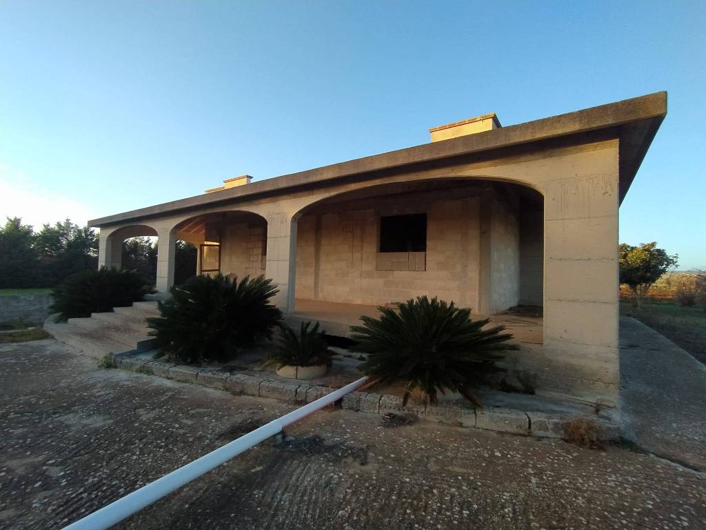 casa indipendente in vendita a Matino