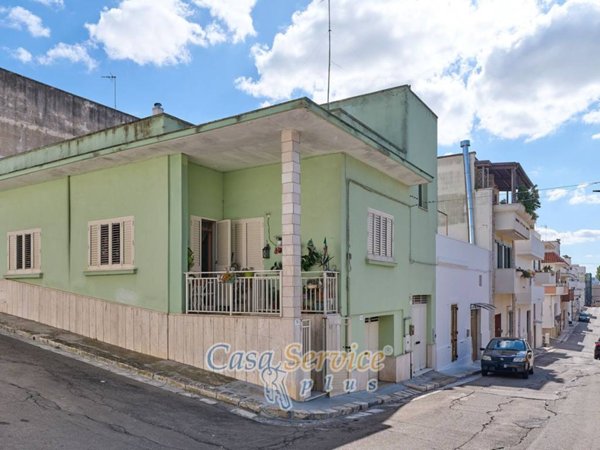 casa indipendente in vendita a Matino