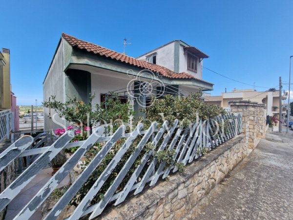 casa indipendente in vendita a Matino