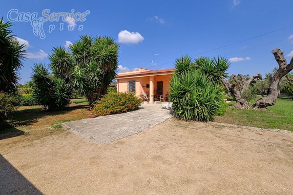 casa indipendente in vendita a Matino