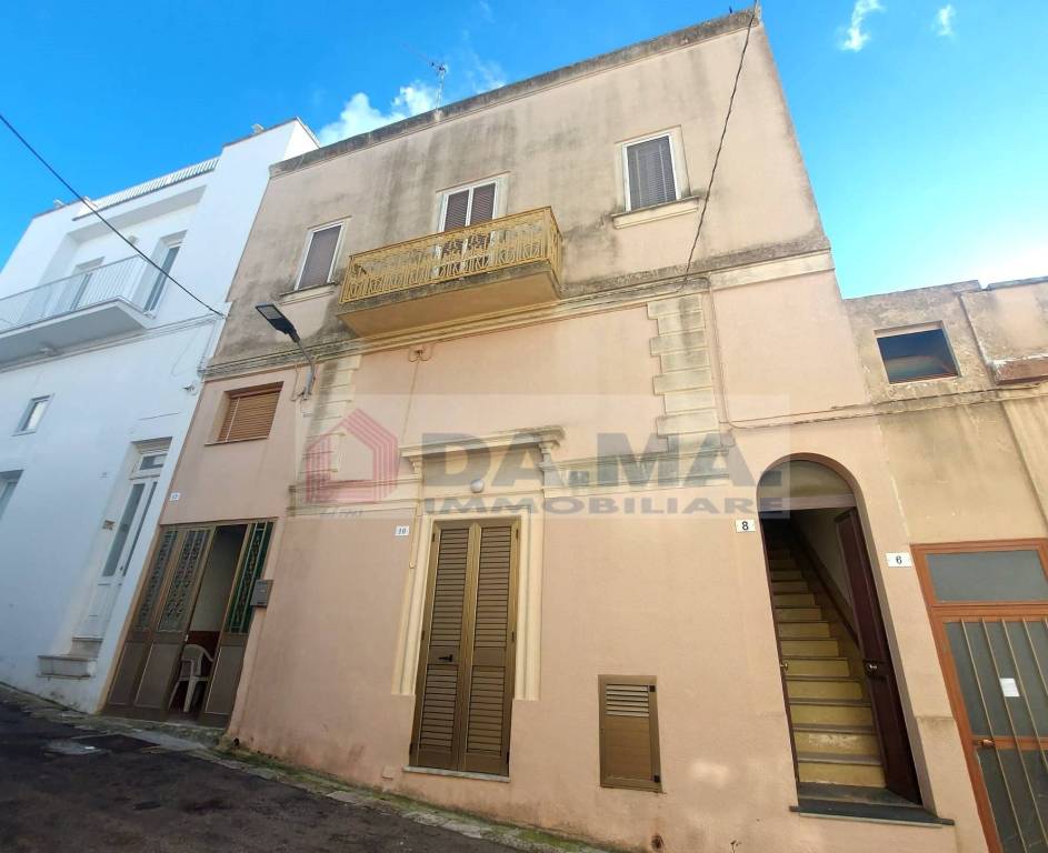 casa indipendente in vendita a Matino