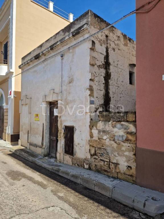 casa indipendente in vendita a Matino