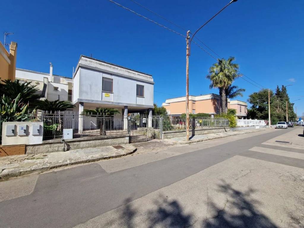 casa indipendente in vendita a Matino