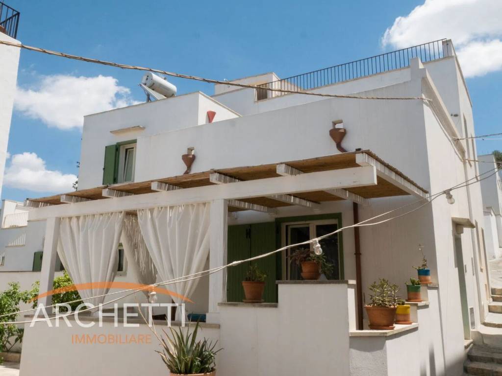 casa indipendente in vendita a Matino
