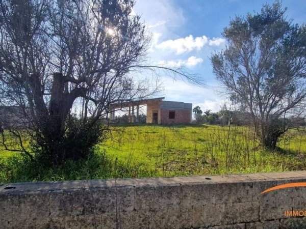 casa indipendente in vendita a Matino