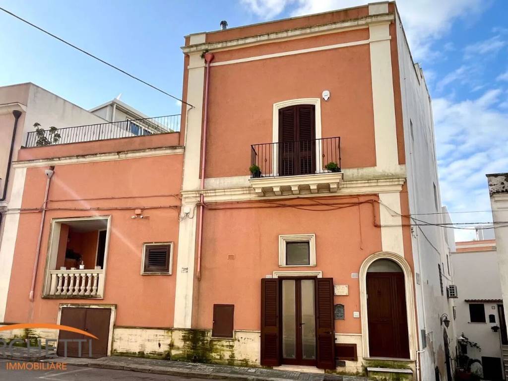 casa indipendente in vendita a Matino