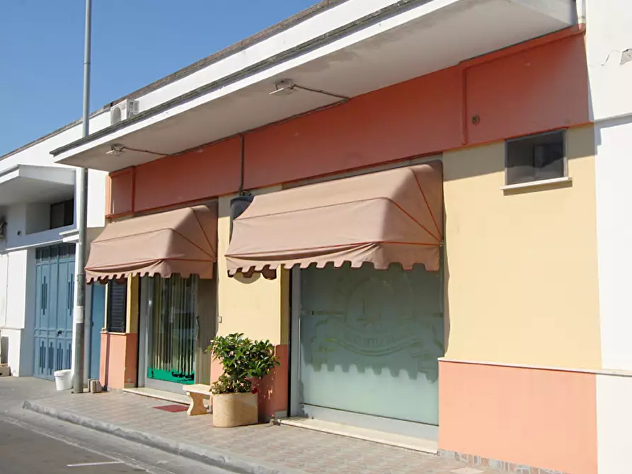 negozio in vendita a Matino