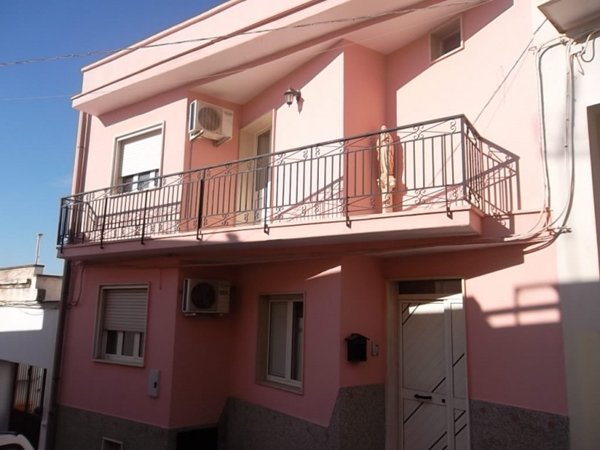 casa indipendente in vendita a Matino