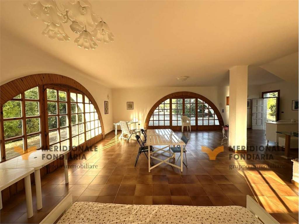 casa indipendente in vendita a Matino