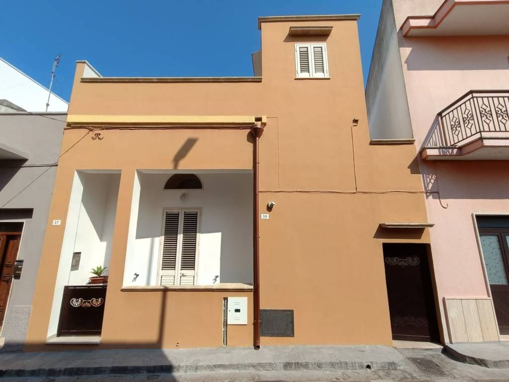 appartamento in vendita a Matino