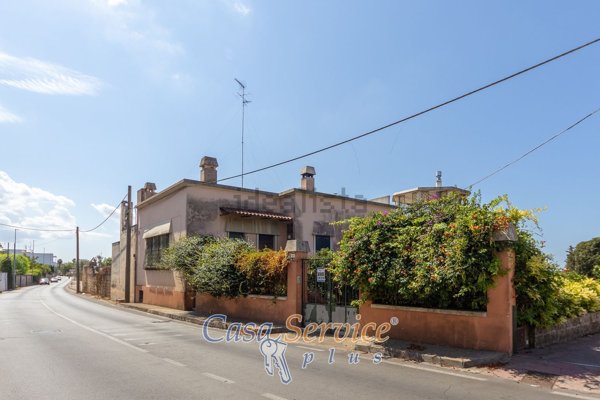 casa indipendente in vendita a Matino