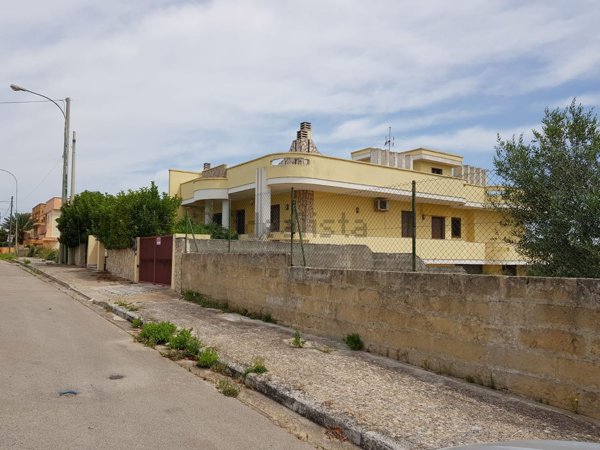 casa indipendente in vendita a Matino