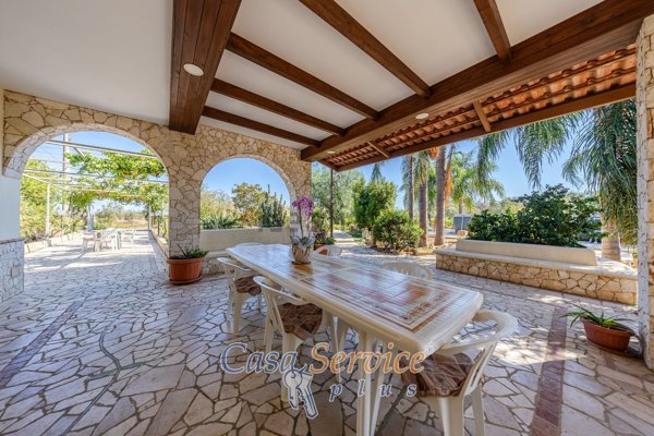 casa indipendente in vendita a Matino