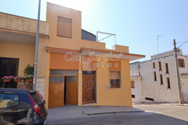 casa indipendente in vendita a Matino