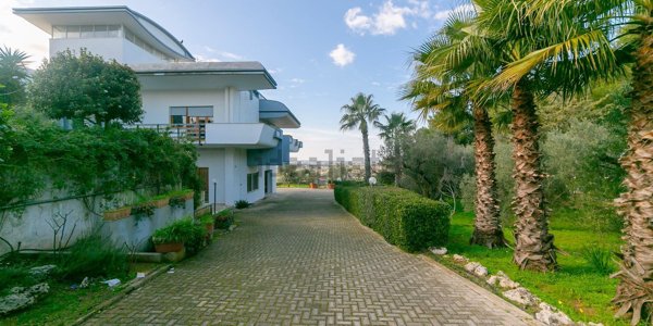 casa indipendente in vendita a Matino