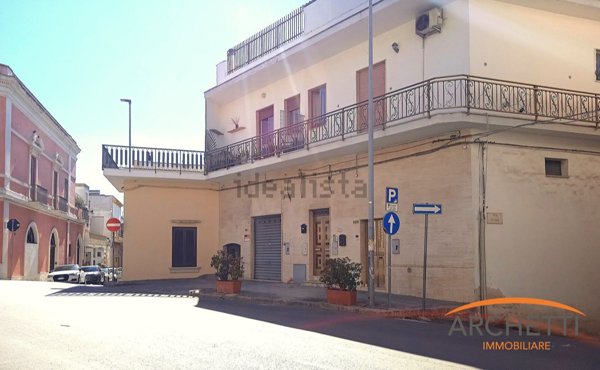 locale commerciale in vendita a Matino