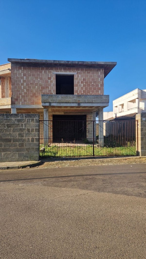 casa indipendente in vendita a Matino