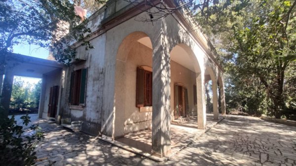 casa indipendente in vendita a Matino