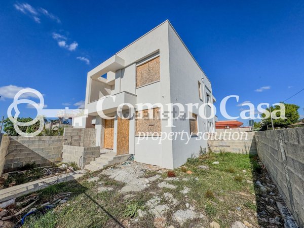 casa indipendente in vendita a Matino