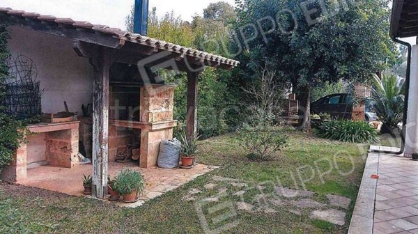 casa indipendente in vendita a Matino