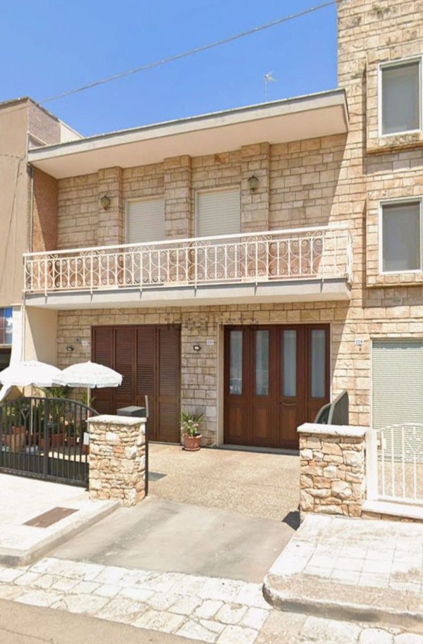 casa indipendente in vendita a Matino in zona Bosco