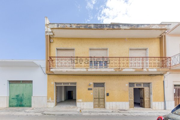 casa indipendente in vendita a Matino