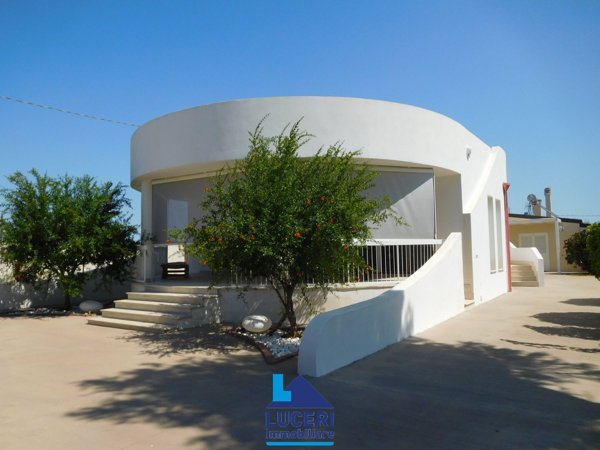 casa indipendente in vendita a Matino