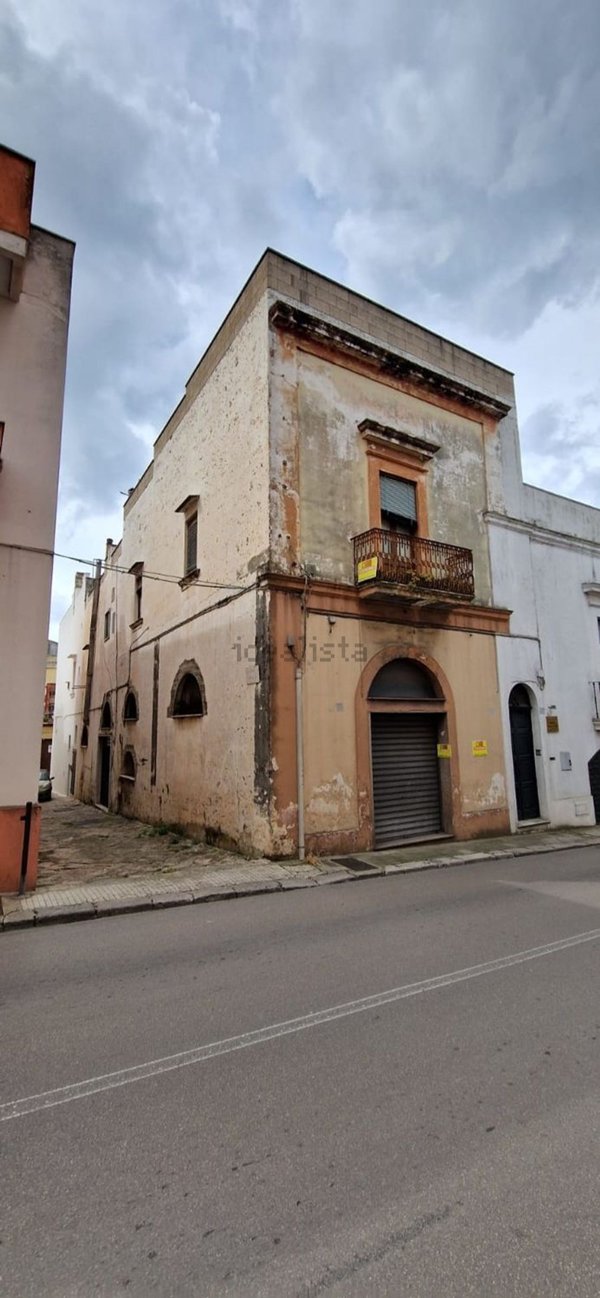 appartamento in vendita a Matino in zona Bosco