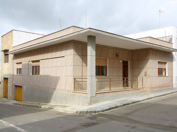 casa indipendente in vendita a Matino