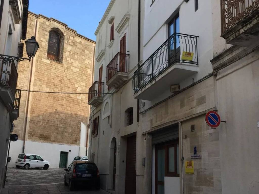 negozio in vendita a Matino