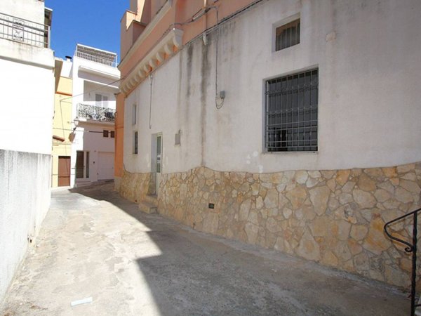 casa indipendente in vendita a Matino