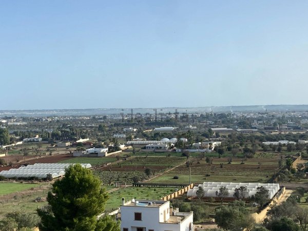 casale in vendita a Matino