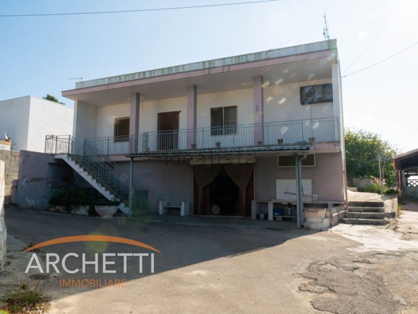 casa indipendente in vendita a Matino