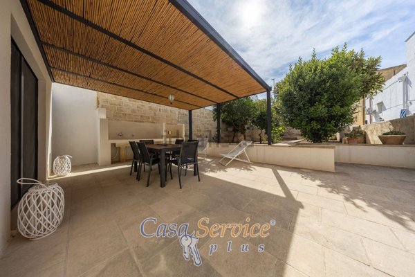 quadrivano in vendita a Matino