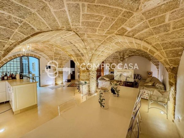 pentavano in vendita a Matino